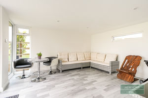 Photo 30- click for photo gallery